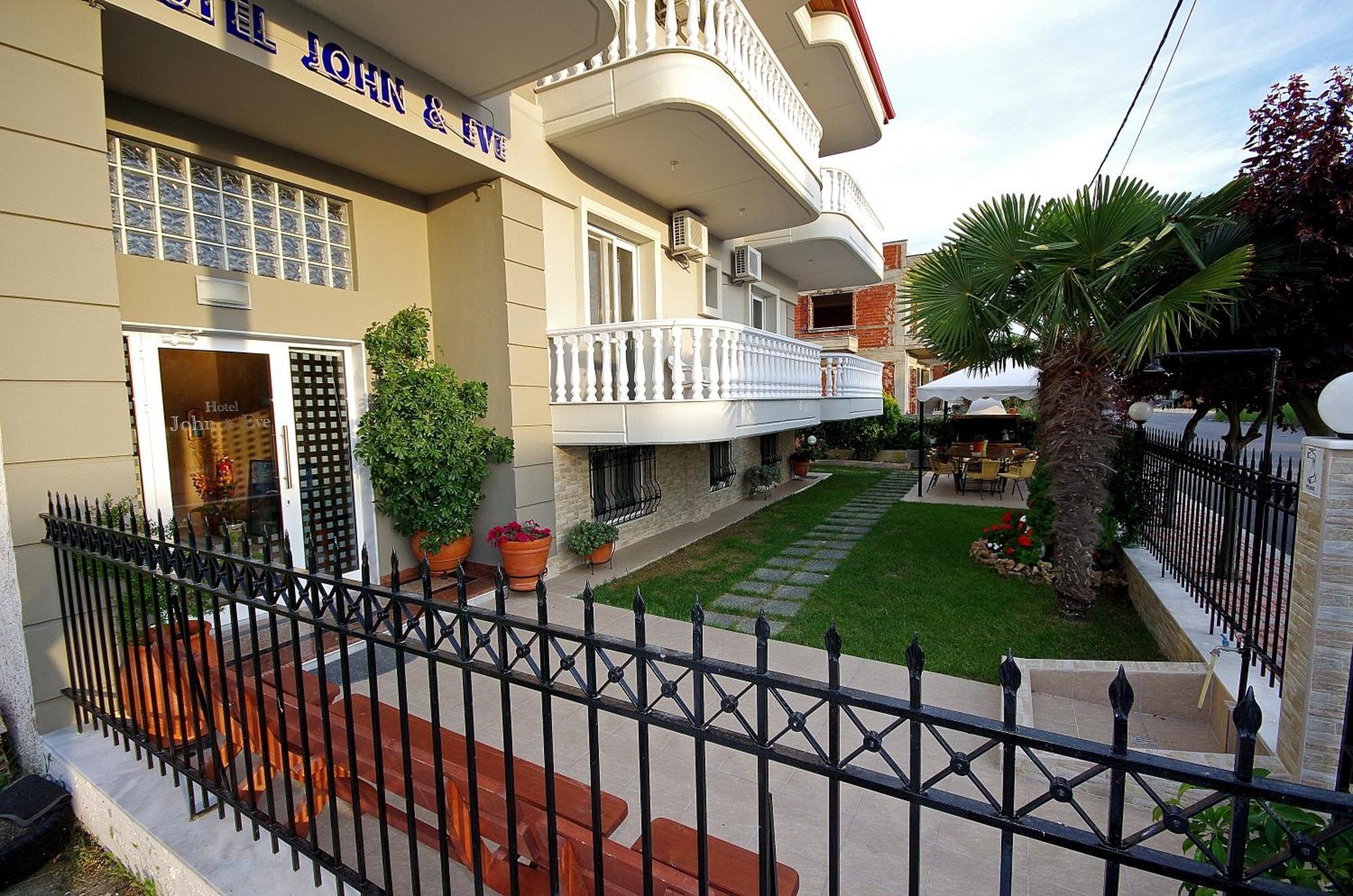 John & Eve Hotel Paralía Extérieur photo