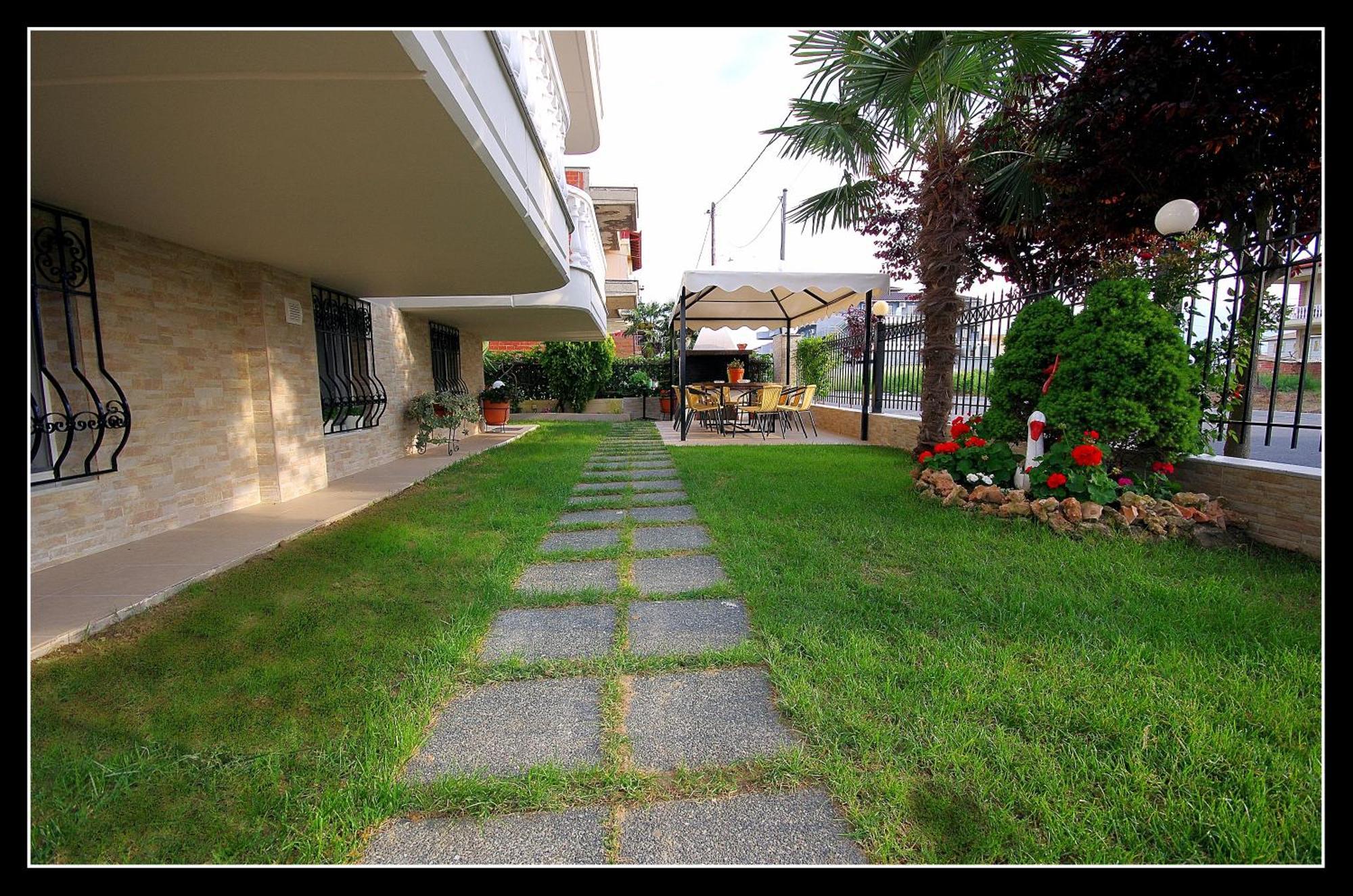 John & Eve Hotel Paralía Extérieur photo
