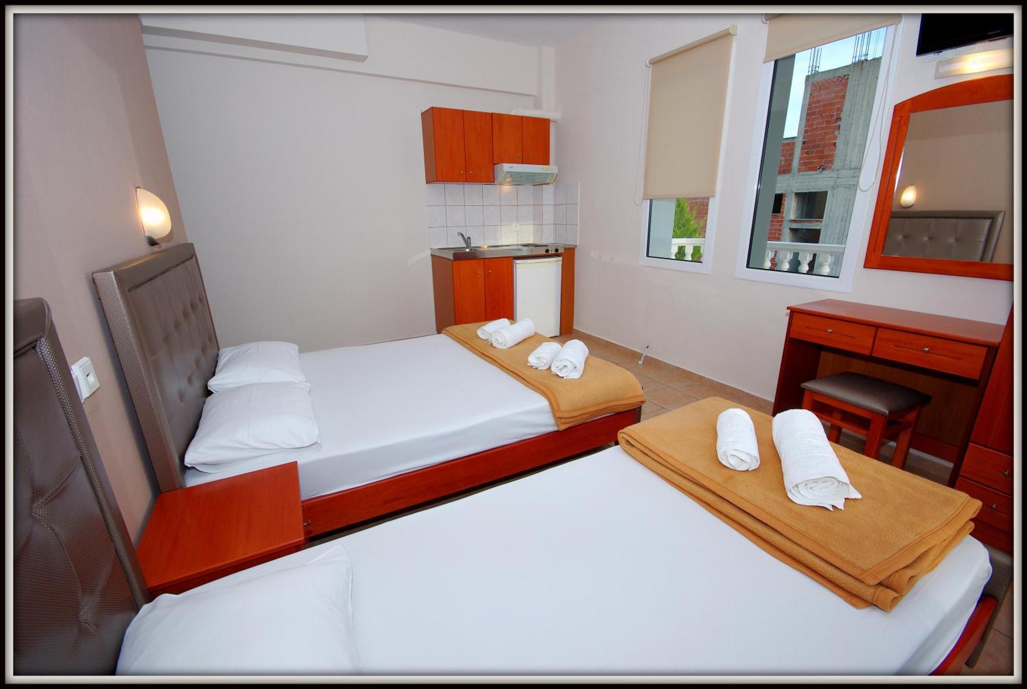 John & Eve Hotel Paralía Extérieur photo